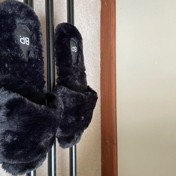BP Women Livie Fluffy Plush Slippers - BRAND NEW - NWOB - Picture 6 of 8